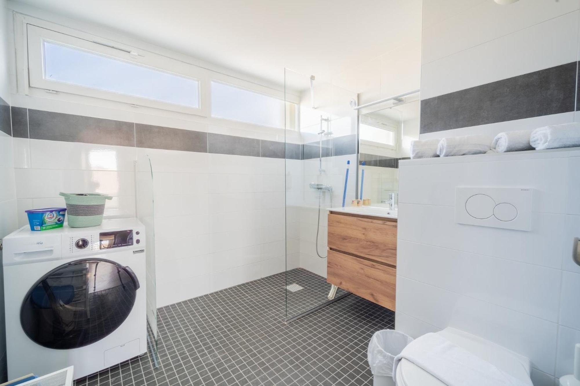 Centre Jean Xxiii Hotel Annecy Bagian luar foto